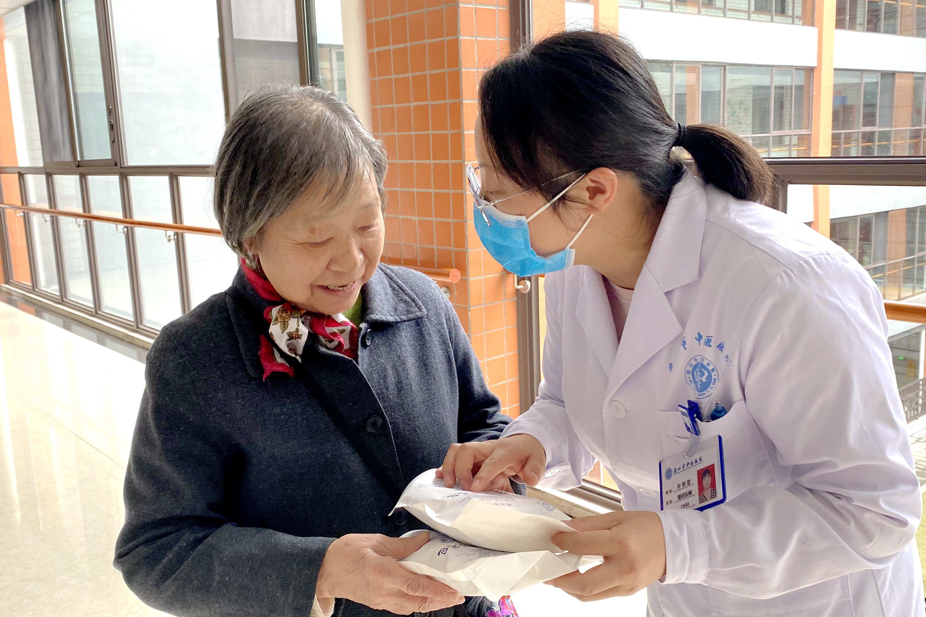 纠结住不住养老院？先问问入住的人啥情况再说